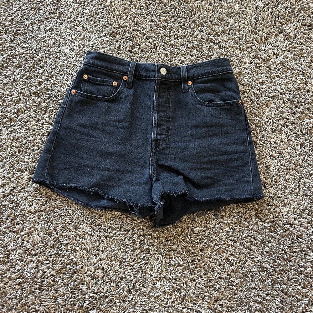 Levi's Ribcage Shorts